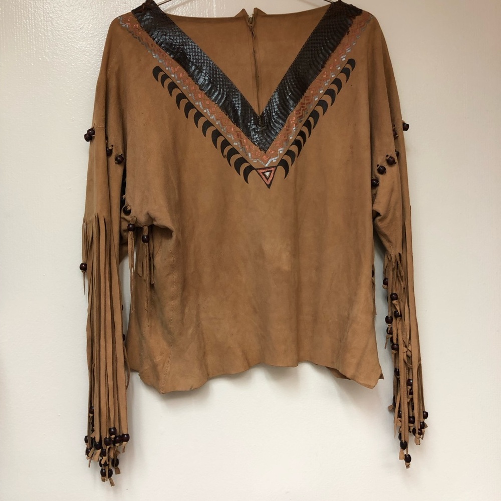 Vintage Hand Painted Suede Python Wood Beaded Top - image 6